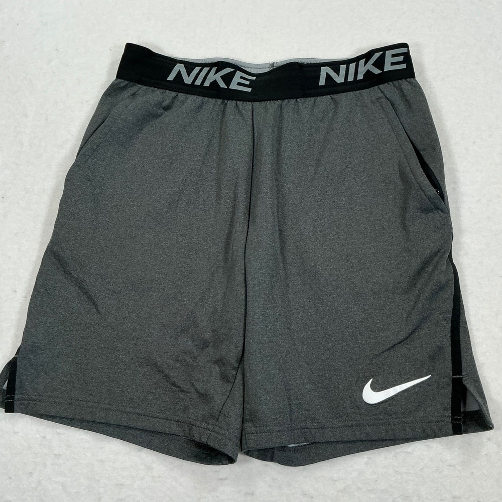 Nike Dri-FIT Mens Shorts Small Gray Heather Athletic Training Gym Pockets 1804